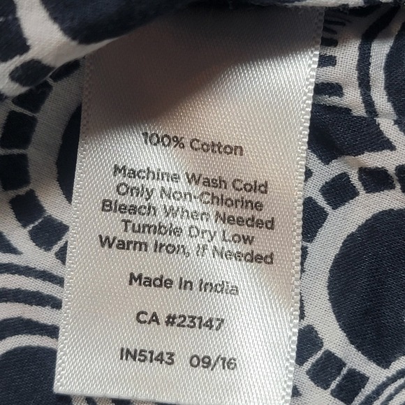 Talbots Women's Tunic Top Black White Geometric Lace Bib Long Sleeve Cotton XL - Picture 4 of 8